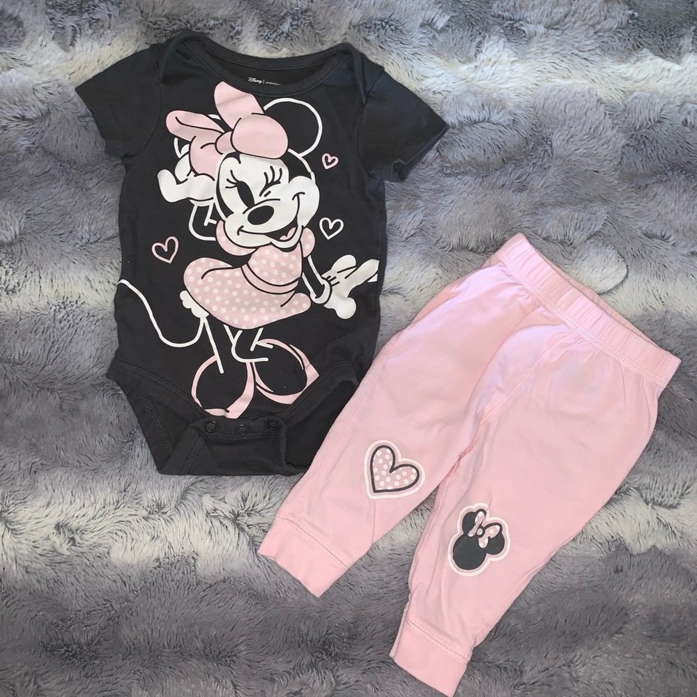 🌹Disney pink & gray Minnie Mouse set 3M